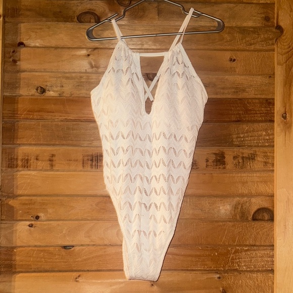 Shade & Shore White Chevron Lace One Piece Swimsuit - Picture 1 of 7